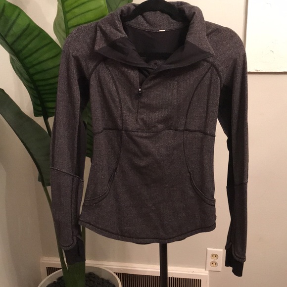 Lululemon pullover - Picture 2 of 4